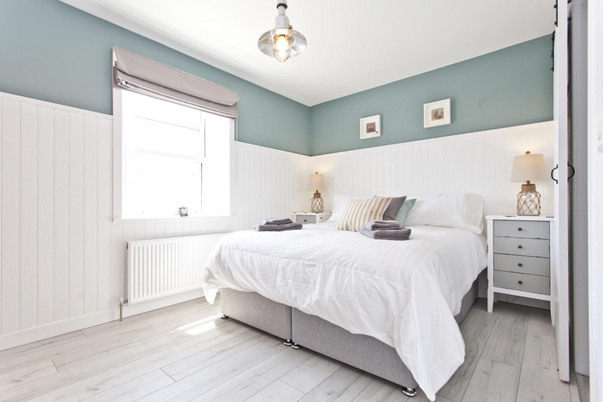 Bournecoast - Coastguard Cottage - Sea View - Garden - Hot Tub - Hb6098 บอร์นมัธ ภายนอก รูปภาพ