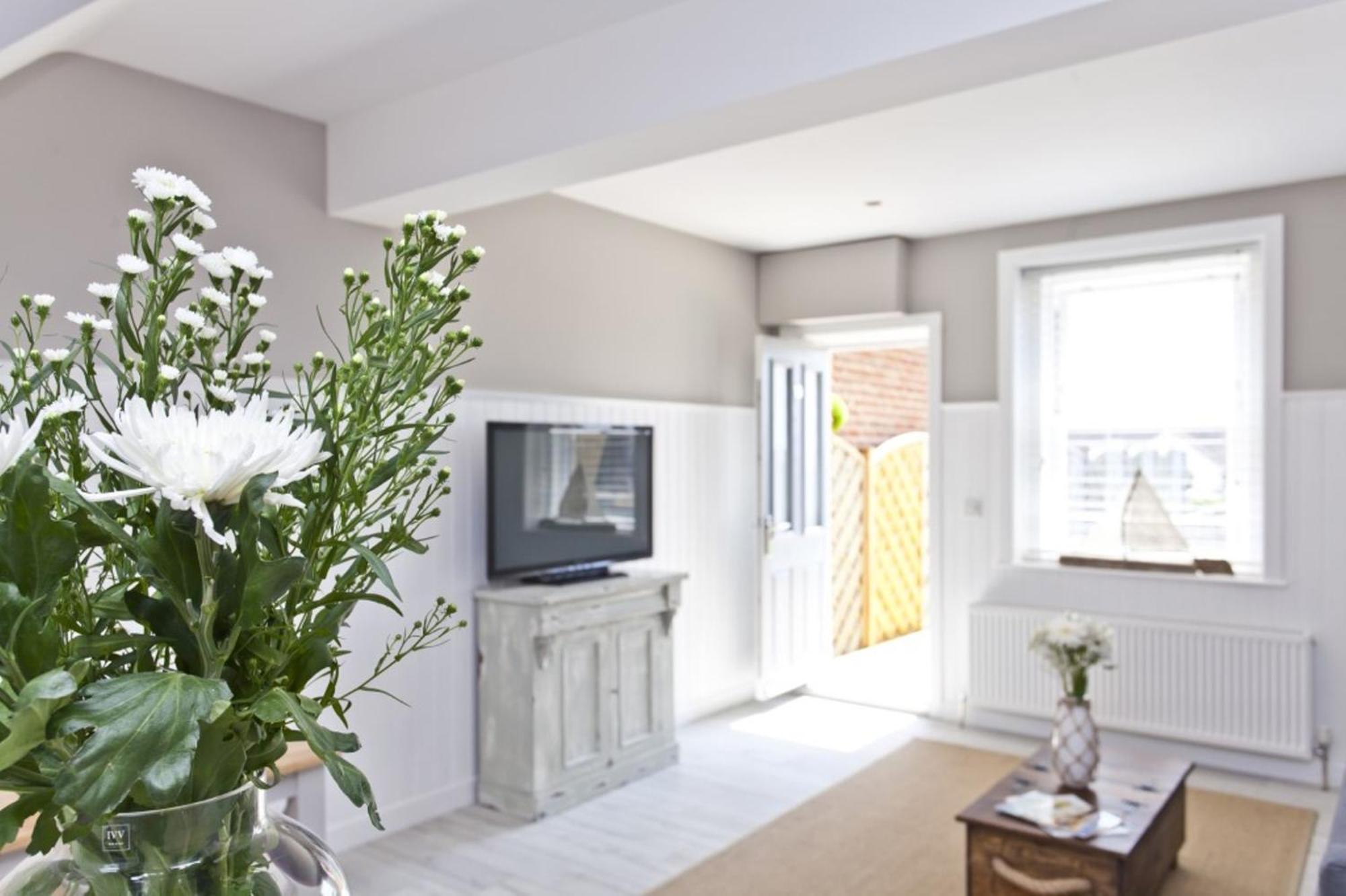 Bournecoast - Coastguard Cottage - Sea View - Garden - Hot Tub - Hb6098 บอร์นมัธ ภายนอก รูปภาพ